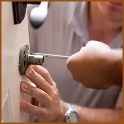 Interstate Locksmith Shop Gilbert, AZ 480-527-0145 - 3-cheap-locksmith